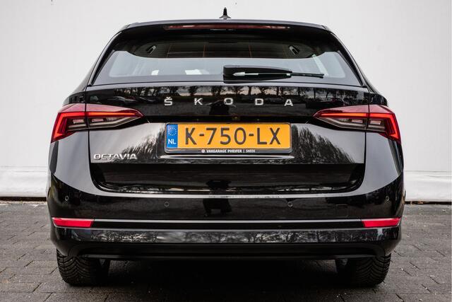 Skoda OCTAVIA Combi 1.0 TSI 110pk Business Edition Camera/ Virtual cockpit/ Stoel-stuurverwarming/ Elektr. achterklep/ Carplay/ Navigatie