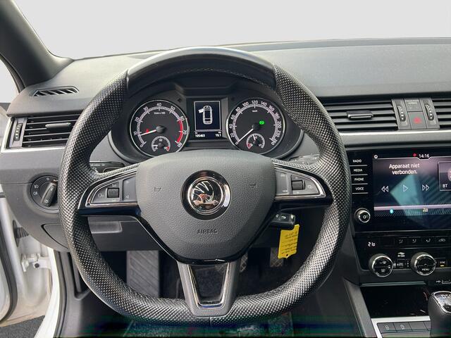 Skoda OCTAVIA Combi 1.5 TSI Greentech Sport Business | Trekhaak | Sportstoelen | Carplay | DSG | Parkeersensoren