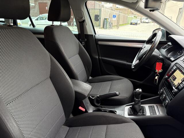 Skoda OCTAVIA 1.0 TSI Greentech Style Business