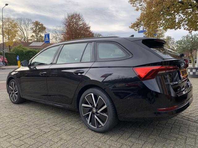 Skoda OCTAVIA Combi PHEV aut., Pano | 17inch | Digi cockpit