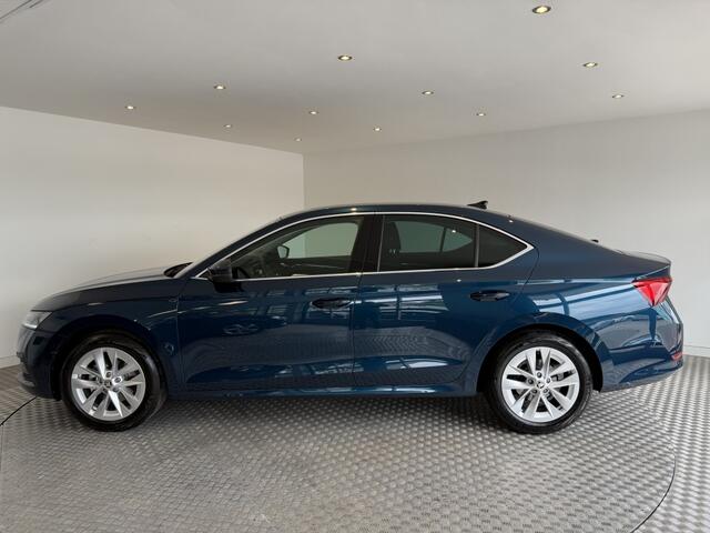 Skoda OCTAVIA 1.0 TSI Style Apple/Android, Stoelverwarming