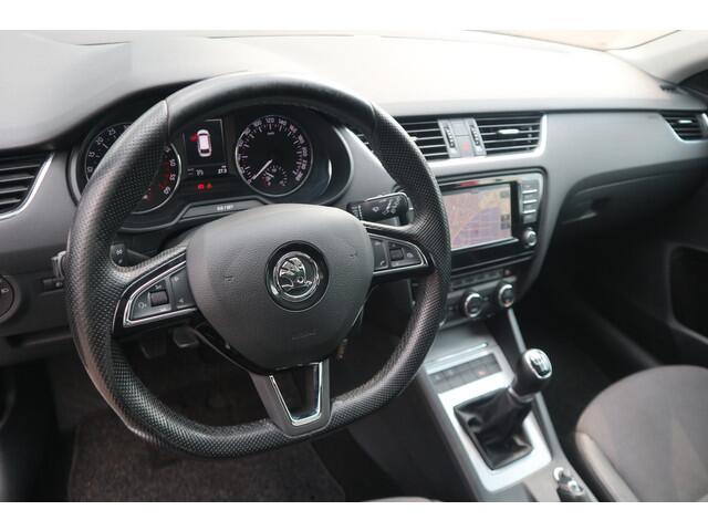 Skoda OCTAVIA Combi ¦koda 1.6 TDI Greentech Ambition Business | Trekhaak | Stoelverwarming | Navigatie