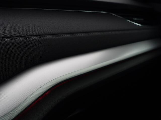 Skoda OCTAVIA Combi 1.0 e-TSI Business Edition Plus Aut- Dynamic Select, Camera, Lane Assist, Sfeerverlichting, CarPlay, Android Auto, Stoelverwarming