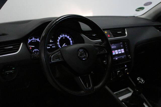 Skoda OCTAVIA Combi 1.0 TSI Greentech Business Edition | 1STE-EIG | CARPLAY | NAVIGATIE | 16'LMV | CRUISE | CLIMA | PDC | ELEK-RAMEN |