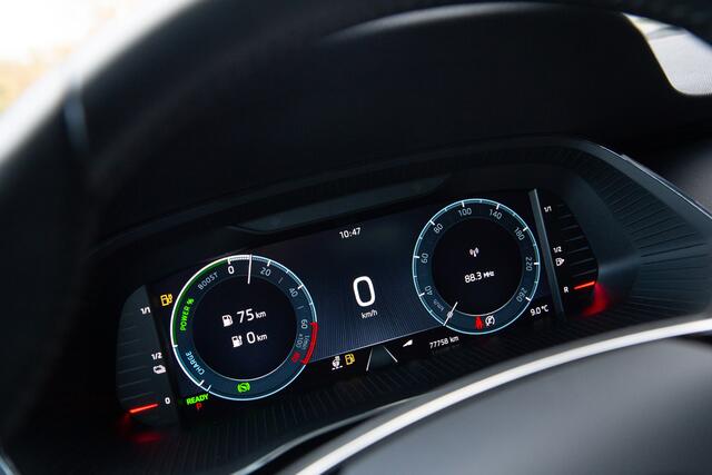 Skoda OCTAVIA Combi 1.4 TSI iV PHEV Business Edition , Trekhaak, Stoel/stuurverwarming,