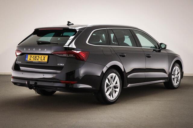 Skoda OCTAVIA Combi 1.0 e-TSI Business Edition | TRAVEL PACK | STOELVERWARMING | DAB | APPLE | TREKHAAK | 17"