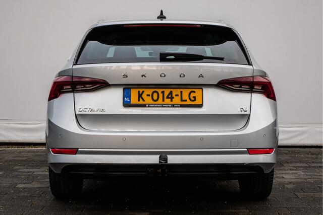 Skoda OCTAVIA Combi 1.4 TSI iV PHEV Business Edition Trekhaak/ Virtual dash/ Carplay/ Elek. achterklep/ DAB+