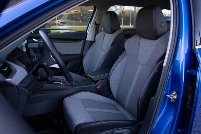 Skoda OCTAVIA Combi 1.5 TSI MHEV Business Edition Plus , Adap. cruise, Trekhaak, Stoel/stuurverwarming,