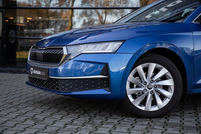 Skoda OCTAVIA Combi 1.5 TSI MHEV Business Edition Plus , Adap. cruise, Trekhaak, Stoel/stuurverwarming,