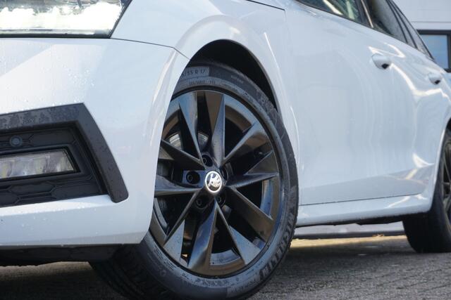 Skoda OCTAVIA Combi 1.0 e-TSI Sport Automaat | METALLIC WIT | ACC | STUURVERW. |