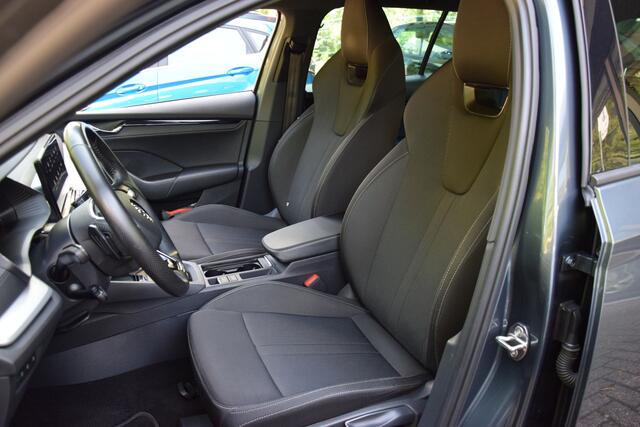 Skoda OCTAVIA Combi 1.5 e-TSI 150PK Sport Business DSG Automaat | BOVAG Garantie | Org. NL | Adaptieve Cruise Control | Virtual Cockpit | Apple Carplay/Android Auto | 18'' Velgen | Full LED |