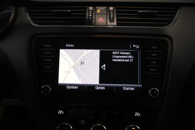 Skoda OCTAVIA Combi 1.5 TSI Greentech Business Edition Plus Automaat Clima Navigatie Rijklaarprijs Inruil Mogelijk!