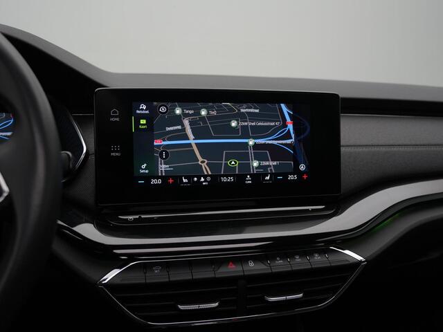 Skoda OCTAVIA Combi 1.5 e-TSI 150 pk DSG Business Edition Plus | Panoramadak | Trekhaak | Stuur-/stoelverwarming | Achteruitrijcamera