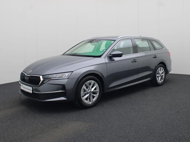 Skoda OCTAVIA Combi 1.5TSI/150PK MHEV Selection DSG · Trekhaak · Camera · Apple/Android Car Play · Achterbank verwarmd · Keyless · Garantie tot januari 2027