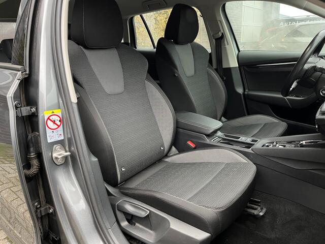Skoda OCTAVIA COMBI 1.4TSi PHEV AMBITION IV - TREKHAAK