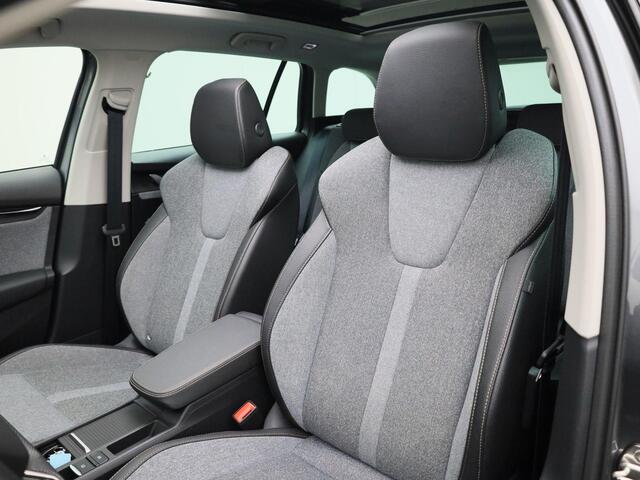 Skoda OCTAVIA Combi 1.5TSI/150PK MHEV Selection DSG · Panoramadak · Apple/Android Car Play · Camera + Parkeersensoren · Garantie tot februari 2029 of 60.000km