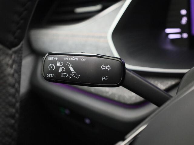 Skoda OCTAVIA Combi 1.5TSI/150PK MHEV Selection DSG · Panoramadak · Apple/Android Car Play · Camera + Parkeersensoren · Garantie tot februari 2029 of 60.000km