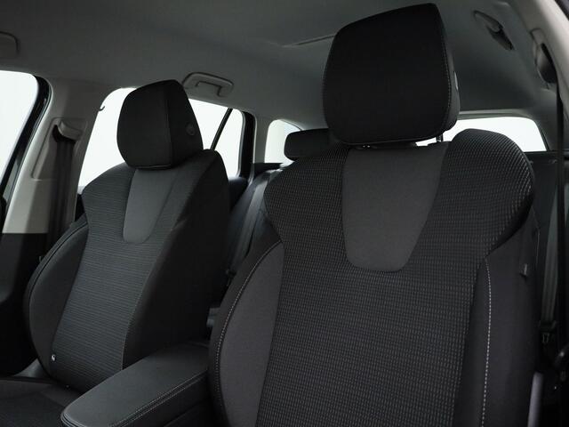 Skoda OCTAVIA Combi 1.5eTSI/150PK MHEV Selection DSG · Camera + Parkeersensoren · Stoel-/stuurverwarming · Trekhaak · Garantie tot januari 2027