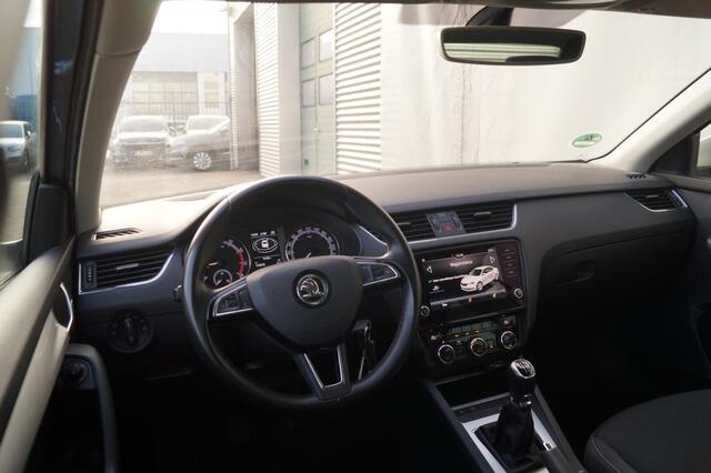 Skoda OCTAVIA 1.0 TSI 115pk Ambition Business -NAVI-ECC-PDC-