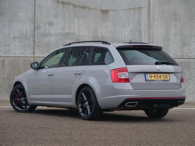 Skoda OCTAVIA Combi 2.0 TSI RS | sportzetels | xenon | trekhaak..