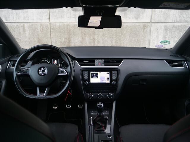 Skoda OCTAVIA Combi 2.0 TSI RS | sportzetels | xenon | trekhaak..