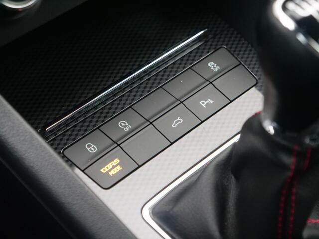 Skoda OCTAVIA Combi 2.0 TSI RS | sportzetels | xenon | trekhaak..