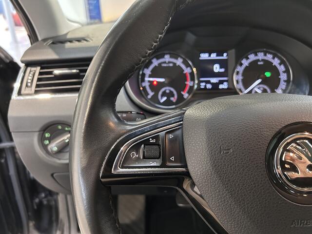 Skoda OCTAVIA Combi 1.0 TSI 116pk Greentech Ambition Business | Trekhaak | Climate control | Cruise control | Apple carplay | Android auto