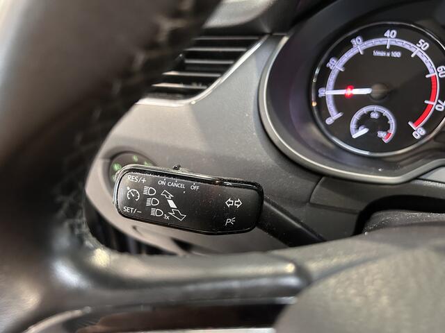 Skoda OCTAVIA Combi 1.0 TSI 116pk Greentech Ambition Business | Trekhaak | Climate control | Cruise control | Apple carplay | Android auto