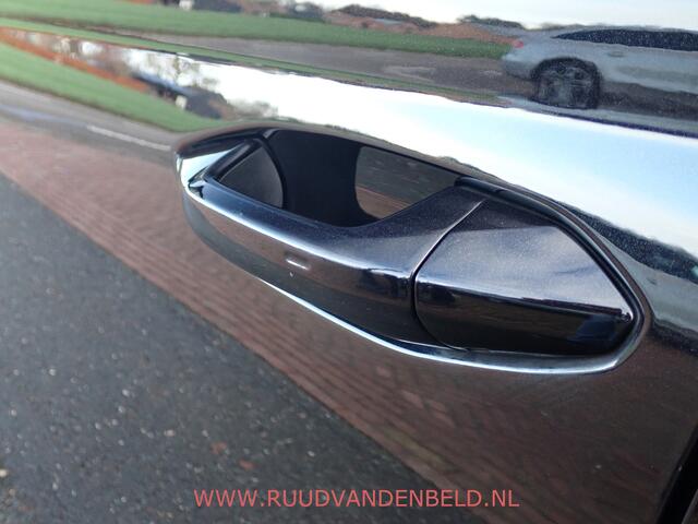 Skoda OCTAVIA Combi 1.0 TSI Business Edition Plus Cruise Control/AppleCarplay Androidauto/Navi