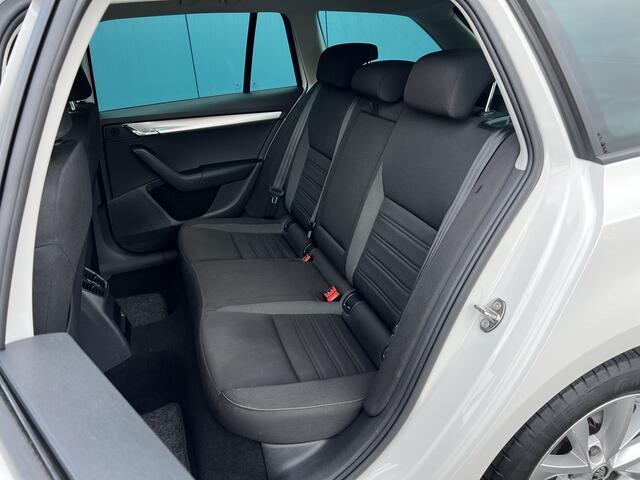 Skoda OCTAVIA Combi 1.0 TSI Greentech Business Edition CARPLAY|TREKH|NAV|CRUISE|ECC|PDC|LMV 1'EIG