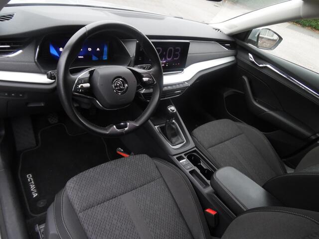 Skoda OCTAVIA Combi 1.0 TSI Style