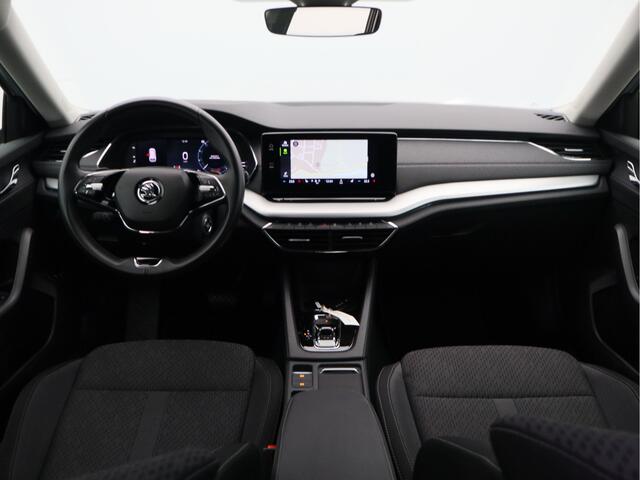 Skoda OCTAVIA Combi 1.0 e-TSI Business Edition Plus/ automaat/ unieke km!