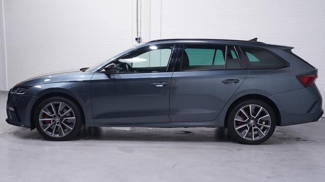 Skoda OCTAVIA Combi RS 1.4 TSI PHEV 245 pk Aut. Navi, Adapt. Cruise LED Koplampen, El. Achterklep