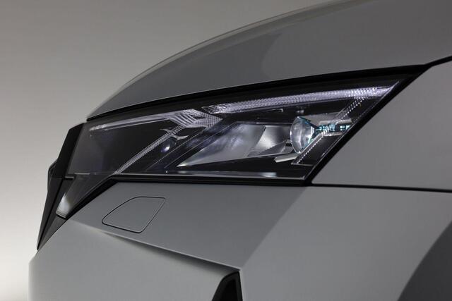 Skoda OCTAVIA Combi Sportline Business 1.5 TSI MHEV 110 kW / 150 pk | 19 inch | Spoilerset