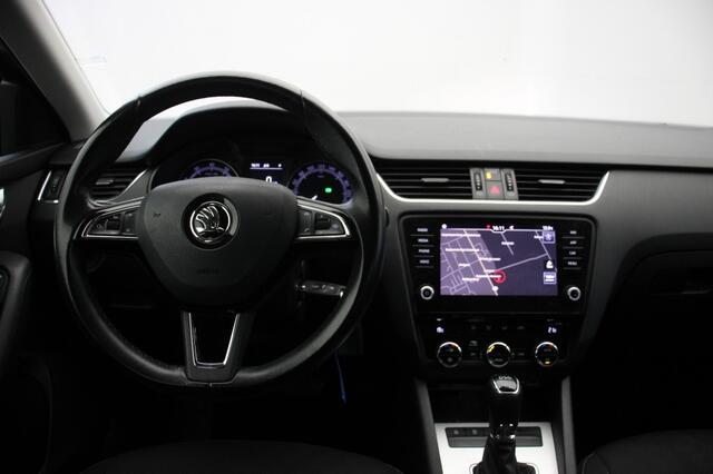 Skoda OCTAVIA Combi 1.0 TSI Greentech Ambition Business Automaat - Carplay, Navi, Cruise