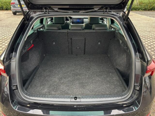 Skoda OCTAVIA 1.4 TSI DSG STYLE iV PANO.DAK/NAVI/CC/STOELVERW.+MEM./CARPLAY