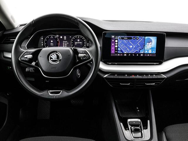 Skoda OCTAVIA Combi 1.5 TSI 115pk DSG MHEV Business Edition Plus · Camera · Apple/Android Car Play · Elek. Trekhaak · P-Sensoren · Elek. Achterklep · Keyless · 17'' Inch · Garantie t/m 29-09-2028 of 100.000km