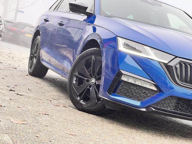 Skoda OCTAVIA Combi 1.4 TSI RS iV PHEV Business | 245pk | Stoelverwarming | Achteruitrijcamera