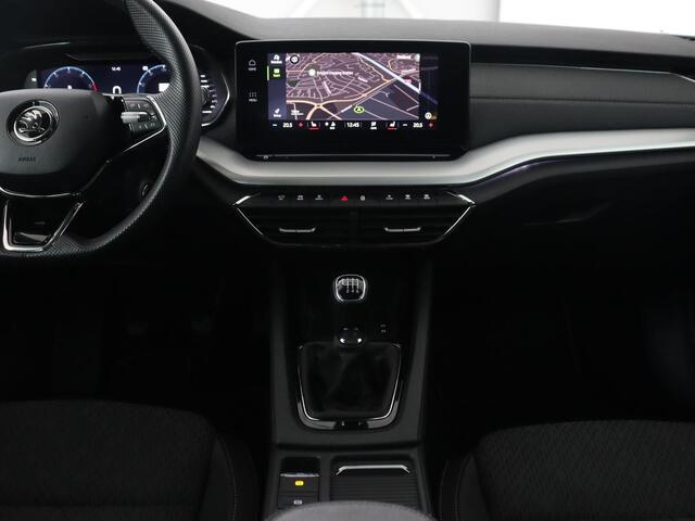 Skoda OCTAVIA 1.0 TSI Business Edition | Stoelverwarming | Trekhaak | Camera | Head-Up | Stuurverwarming | Carplay | Navigatie | Memory | Getint glas | Parkeerhulp |