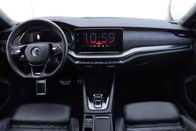 Skoda OCTAVIA Combi 1.4 TSi iV RS 245pk DSG6