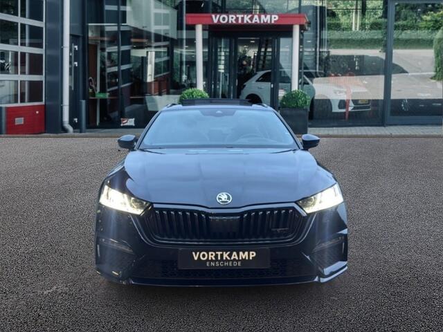 Skoda OCTAVIA 1.4 TSI iV RS FIRST EDITION PANO.DAK/ACC/CAMERA/NAVI/CARPLAY/STOEL+STUURVERW./ELEK.ACHTERKLEP