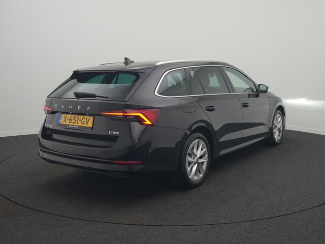 Skoda OCTAVIA Combi 1.0 e-TSI Business Edition Plus - RIJKLAARPRIJS - Automaat - Adaptive Cruise Control - Apple Carplay - Android Auto - Stoelverwarming