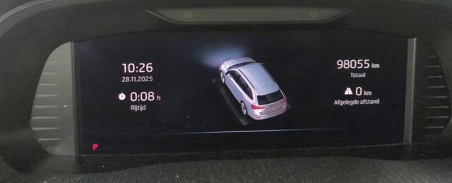 Skoda OCTAVIA Combi 1.0 e-TSI Automaat Business Edition Plus Navigatie Trekhaak Keyless 18 Inch Velgen Dab Carplay Stoel + Stuurverwarming Getint Glas NL Auto