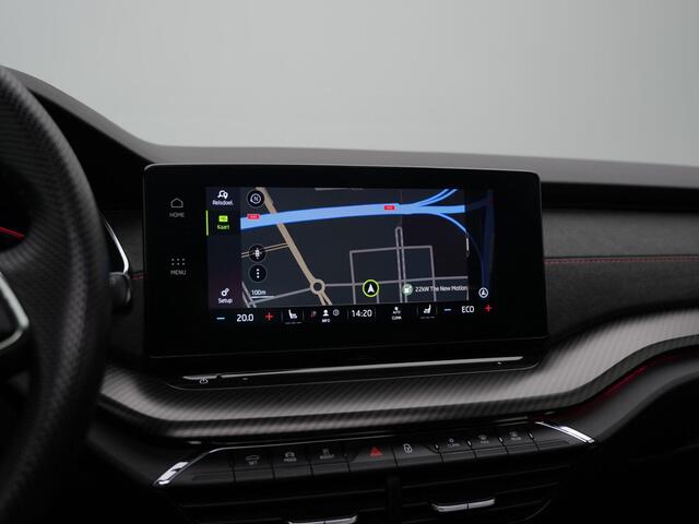 Skoda OCTAVIA Combi 1.4 TSI 245 pk DSG RS iV PHEV Business | Panoramadak | Head-up display | Matrix LED | Stuur-/stoelverwarming | Achteruitrijcamera