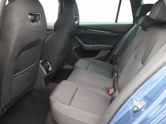 Skoda OCTAVIA Combi 1.0 e-TSI Sport Business/ lage km/ trekhaak!