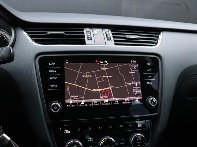 Skoda OCTAVIA Combi 1.0 TSI Greentech Style Business | TREKHAAK | PDC | CRUISE | APPLE CARPLAY | NAVI | STOELVERW. |