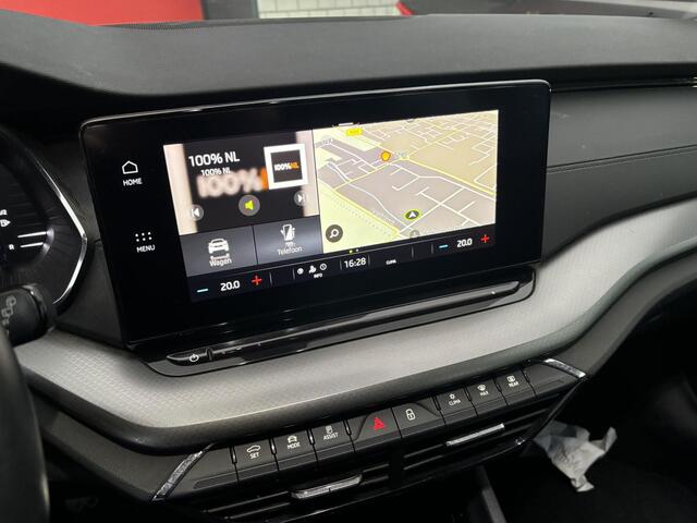 Skoda OCTAVIA Combi 1.0 TSI Business Edition TREKHAAK / FULL LED / CARPLAY / DAB+ / PDC / NAVI / CLIMA / ELEK KOFFER / NL-AUTO