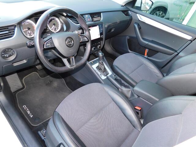 Skoda OCTAVIA 1.5TSI 150PK DSG BUSINESS! All-in Prijs! Trekhaak!