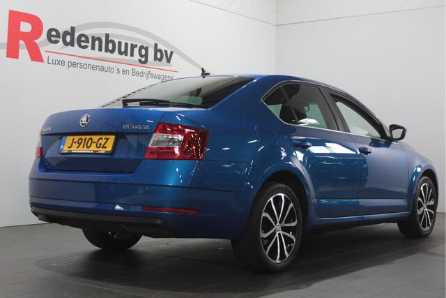 Skoda OCTAVIA 1.0 TSI Greentech Business Edition - Carplay / Cuise / Stoelverw.
