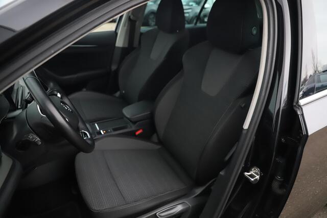 Skoda OCTAVIA Combi 1.0 TSI Business Edition 110PK Trekhaak LMV Virtual Cockpit Navigatie LED Carplay Android Elektrische Achterklep Parkeersensor